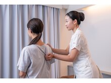 小顔矯正と姿勢矯正と骨盤矯正が評判の女性専門整体院 福井高木中央店