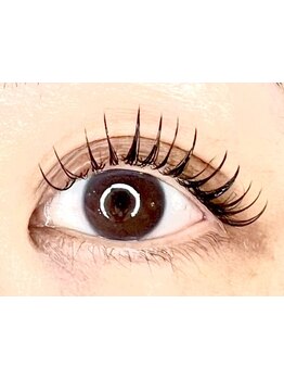 ボリュームのある目元にしたい