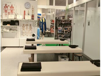 カラダストレッチ モザイクモール港北店/