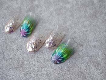 カトルナフ(quatre fois neuf)/夜空bの花火ネイル