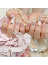 アイカ(Aika)/手書きリボンネイル