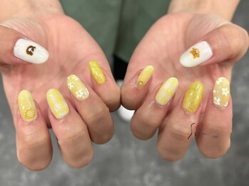 シー(SHE)/イエローネイル