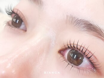 ビアンカ 溝の口店(Bianca)の写真/梅雨対策におススメ♪【予約率No,１オーダーメイドまつ毛パーマ上￥4800円上下¥5800円】