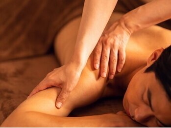 フォンドル(Fondle)の写真/【日々の疲れに】五感を使って感じる”本物のリラクゼーション”で、日頃の疲労感を解消！当日予約もOK◎