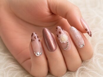 リネイル(RE:NaiL)/大人ガーリーレオパードネイル