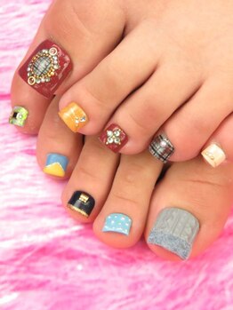 カラーズ 浜松店(colors)/レトロ可愛いアンティークネイル