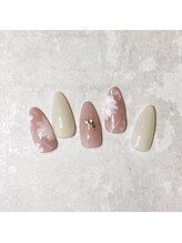 サロン ド エスポアール(Salon de Espoir)/4月定額メニューS