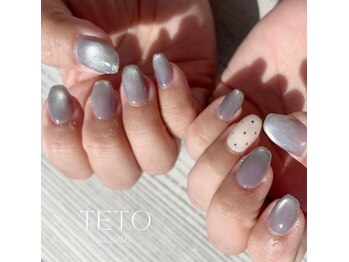 テト ネイルアンドアート 岐阜茜部(TETO)/マグネット+ラメライン