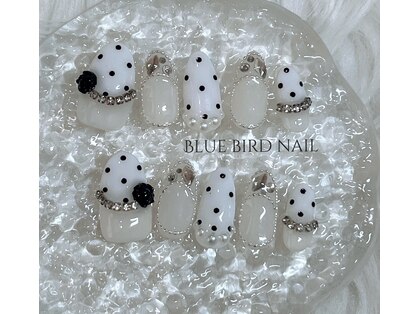 ブルーバードネイル(Blue bird nail)の写真