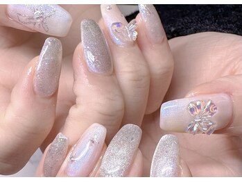 SNSで話題のワンホンネイル¥8800