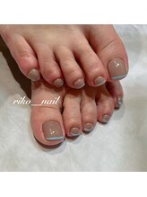 アイディー(i-dee)/スキニーフレンチネイル☆