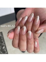 ネイルズリアル(nail's REAL)/ラメグラデーションネイル