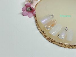 新作　キラキラストーンネイル