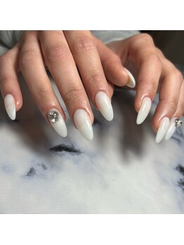 エステサロン ジュブリー/シンプル大人ネイル☆