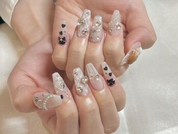 リラ(nail Lilas.)の写真/SNSで話題のパーツを使った埋め尽くしネイルなどを思いっきり楽しんで♪豊富なパーツを取り揃えてます◎