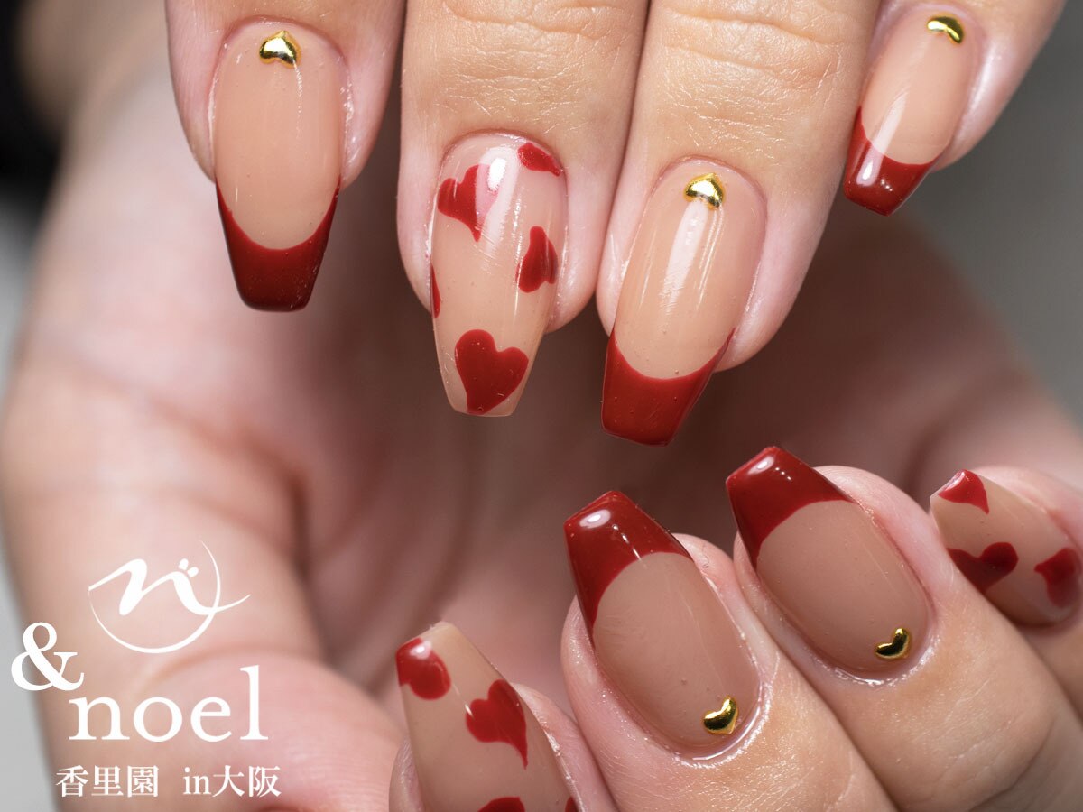 2025年-2026年冬トレンド】ボルドー フレンチのネイルデザイン集｜人気