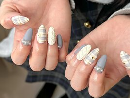 韓国風チェック×ニットネイル