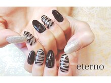 エテル(eterno)/ゼブラ柄ネイル