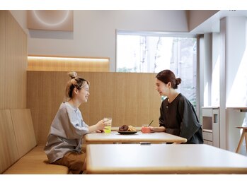 渋谷サウナス(SAUNAS)/サウナ後もラウンジでゆったり