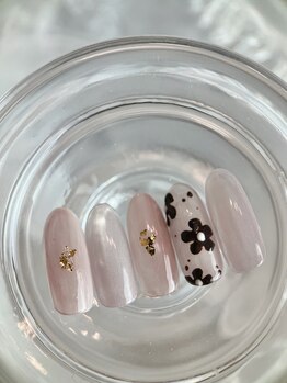 ラウレア(Laulea)/8.9月【定額】トレンドコース