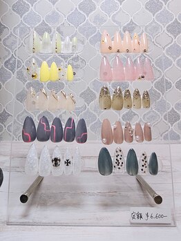 ルピネス(Lupines)/8月定額design¥6,600-