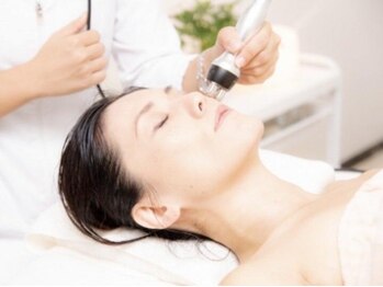メディスキン 銀座 芦屋店(MEDISKIN)の写真/【素肌改善エイジングケア】加齢によるお肌のお悩みに◎ヒト幹細胞培養液導入で健やかなハリツヤ美肌へ♪