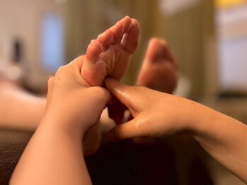 ラクア 成増店(Rakua)の写真/【男女問わず人気♪足つぼ×もみほぐし】組み合わせメニューで、贅沢×効率よくお疲れから解放★