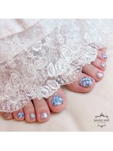 ピオニーネイル(peony nail)/ブルーのフラワーフットネイル