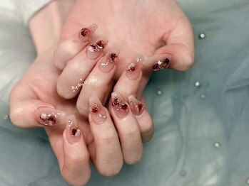 ハロ(Halo)/バラ&チークネイル