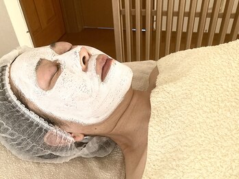 ノーブル シャット Noble Chateの写真/【春の糖化＆美白ケア】冬の蓄積ダメージをリセット。くすみを一掃し、内側から輝く透明感とハリツヤ肌へ