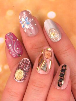 カラーズ 浜松店(colors)/流行りデザイン派手ネイル♪