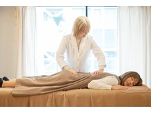 アネラ 本町(ANERA)/小顔矯正は背骨から始まる★