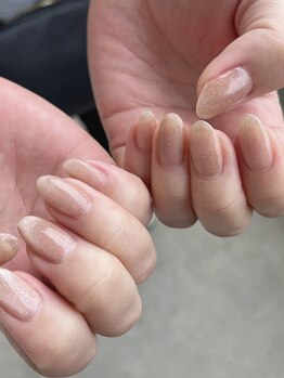 リネイル(ReNAIL)の写真/自爪の負担を軽減＆モチの良さ◎丁寧な施術であなたの理想の指先に…♪ネイル初心者様も大歓迎！