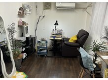 パティアンネイル(PATTYIAN NAIL)の雰囲気（フラットな座り心地で、ゆったり過ごしていただけます）
