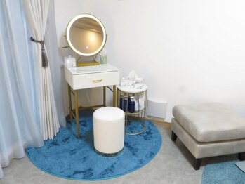 エクリュ(ecru)/パウダーコーナー