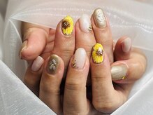 ラーシューシュ(la-chou-chou)/華やかネイルコース　¥7500