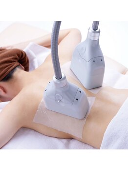 イエス マイサロン(yes My Salon)の写真/【脂肪冷却×骨盤底筋】で叶えるぺたんこお腹！インナーマッスルと皮下脂肪へのWアプローチで確かな結果へ