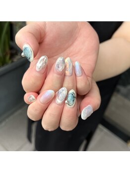 白べぇーっ 本店 湊町店/夏のクリアネイル