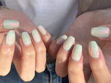 ネオリーブ ウリ(Neolive uri)/オーロラネイル