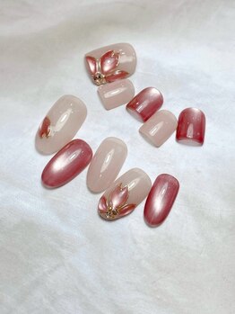 ネイルサロン イズ(NAIL SALON iS)の写真/ 毎年人気の【桜ネイル】大人女性に向けた手描き&エアブラシの桜デザインが大好評☆平日21時迄営業！