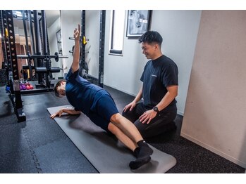 【ダイエット/痩身】パーソナルトレーニングジムNEXT GYM TOKYO駒込・巣鴨店/パーソナルトレーニング風景