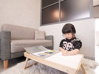 アブソーブの写真/【お子さま同伴可/おもちゃ,バウンサー完備◎】ママになってもネイルを楽しみたい方にもおススメ♪