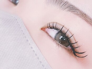 リープ(Lieb)の写真/専門店ならではのモチの良さと仕上がり＊高いキープ力と自然な仕上がりが長続き♪お化粧時間短縮にお勧め！