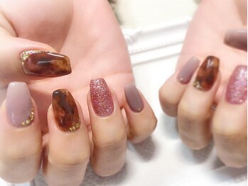 アートルーム チャチャ(artroom chacha)/☆*°べっ甲ネイル☆*°