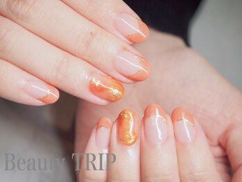 ビューティトリップ(Beauty TRIP)/サーモンピンクの大人フレンチ