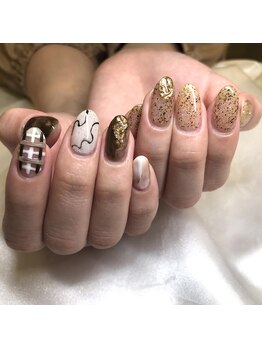 トータルサロン 白べぇーっ プラス/ブラウンニュアンスネイル