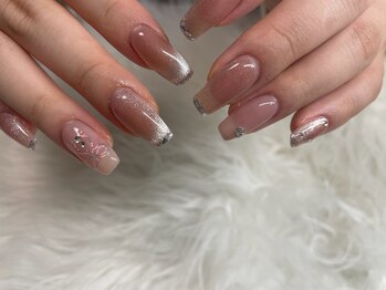 シピ ネイル(Chipi Nail)/マググラデ×スキニーフレンチ