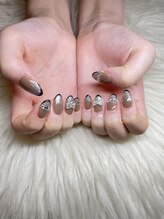 カットアンドスタイル クラウン(Cut & Style Clown)/ジェル/スカルプ/ネイル/横浜