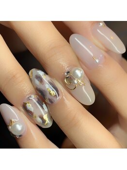キャプラスネイル ミュウ(CAPLUS NAIL Mew)/ニュアンスレオパードネイル