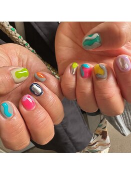 ダブリュー(W.)/カラフルネイル